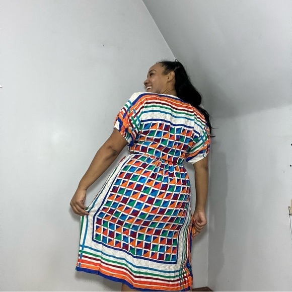 Vintage silk colorful A-line midi dress retro chic 80s twee bold graphic mod - Picture 5 of 15